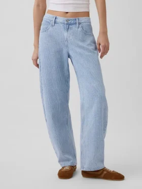 Jeans « Barrel » ultra-doux à taille basse