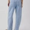 Jeans « Barrel » ultra-doux à taille basse