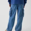 Jeans cargo faciles à enfiler pour enfants
