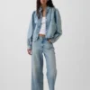 Jeans court décontracté à taille basse