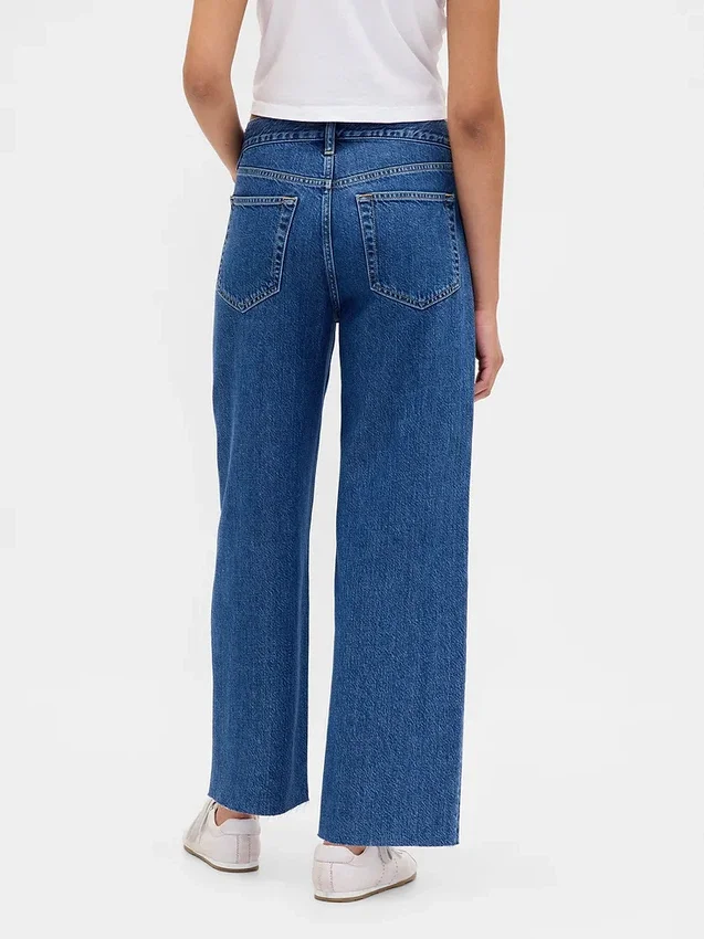 Jeans court, ultra-doux et ample, à taille basse