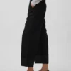 Jeans courts amples « années 90 » ultra-doux à taille basse