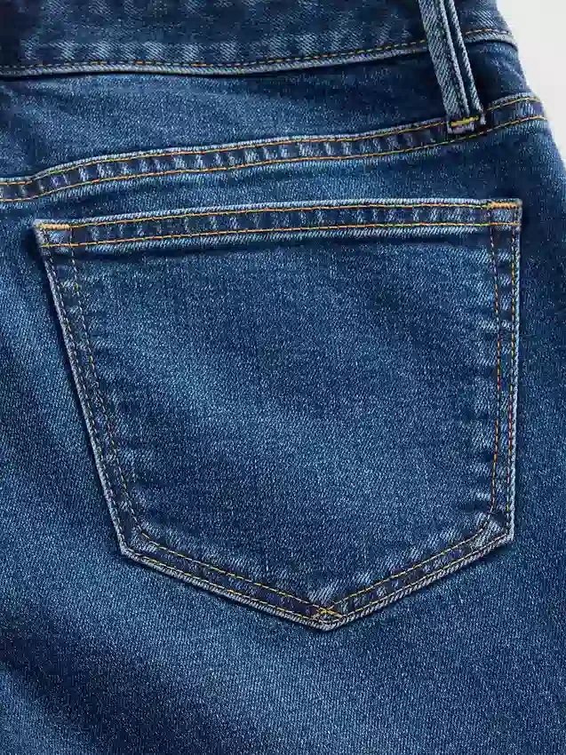 Jeans Curvy taille basse, long et ajusté