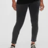 Jeans de maternité à empiècement