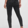 Jeans de maternité à empiècement