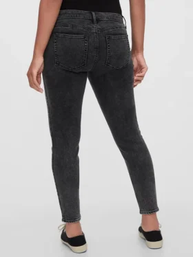 Jeans de maternité à empiècement