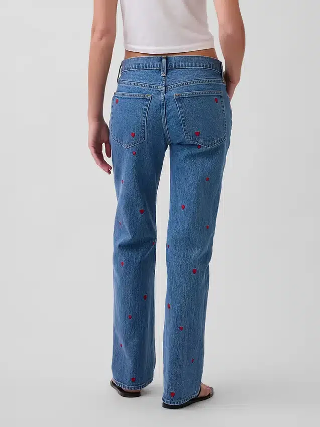 Jeans droit décontracté à taille mi-haute et broderies