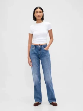 Jeans droit décontracté, taille mi-haute et coupe rigide