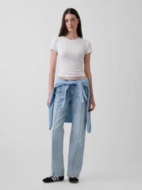 Jeans droit décontracté à taille mi-haute et coutures apparentes