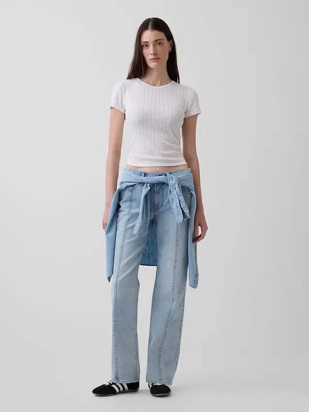 Jeans droit décontracté à taille mi-haute et coutures apparentes