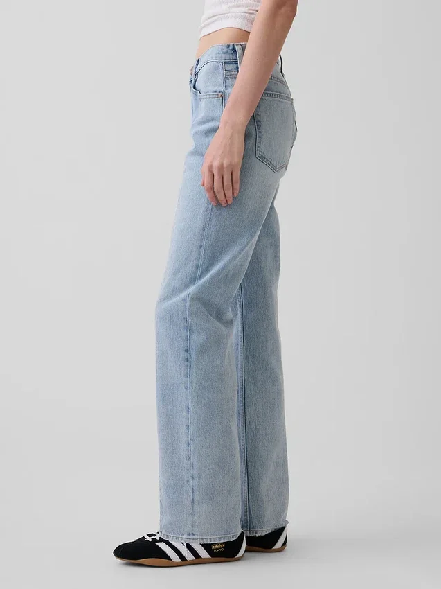 Jeans droit décontracté à taille mi-haute et coutures apparentes