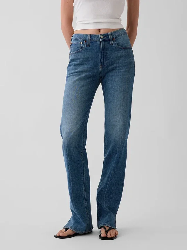 Jeans droit décontracté à taille mi-haute et ourlet fendu