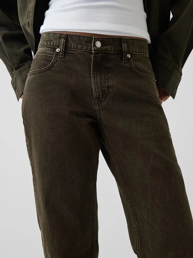 Jeans droit fuselé à taille mi-haute
