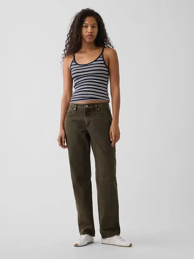 Jeans droit fuselé à taille mi-haute
