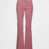 Jeans en velours côtelé taille basse, coupe longue et ajustée