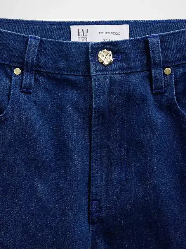 Jeans GAP × Hfr à taille basse, imprimé floral et coupe très ample par Atelier Ndigo