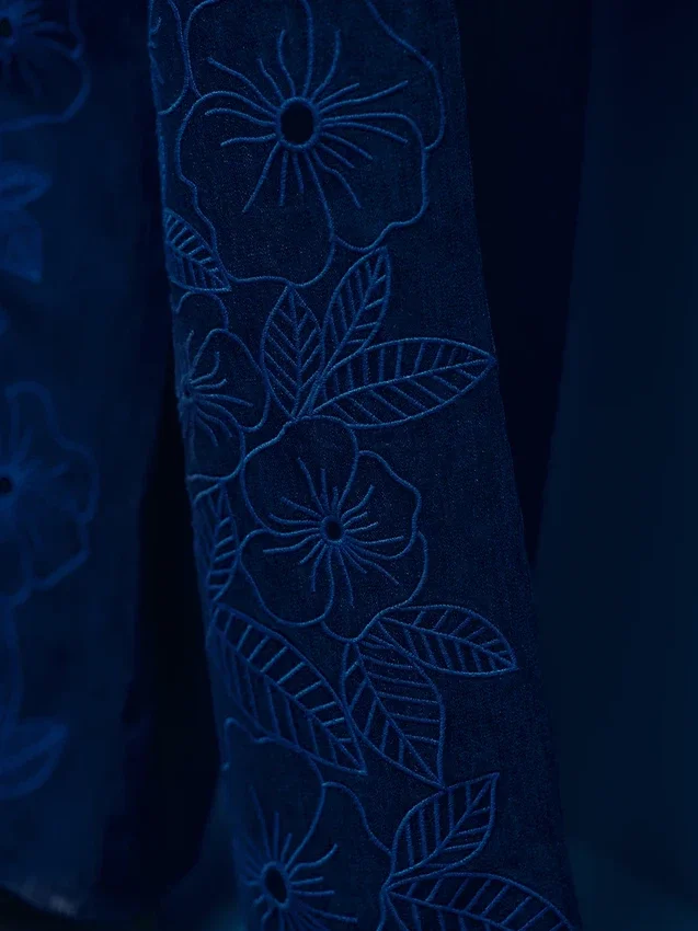 Jeans GAP × Hfr à taille basse, imprimé floral et coupe très ample par Atelier Ndigo