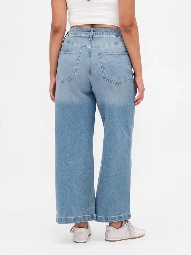 Jeans large aux chevilles, coupe « Curvy High Stride »