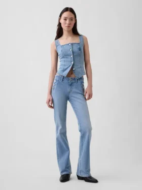 Jeans marin taille basse, long et ajusté