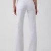 Jeans marin taille basse, long et ajusté