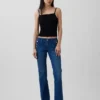 Jeans marin taille basse, long et ajusté