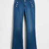 Jeans marin taille basse, long et ajusté