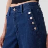 Jeans marin taille haute, coupe large et longueur cheville