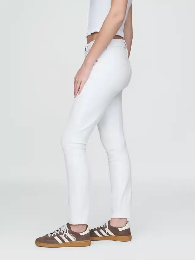 Jeans skinny taille moyenne