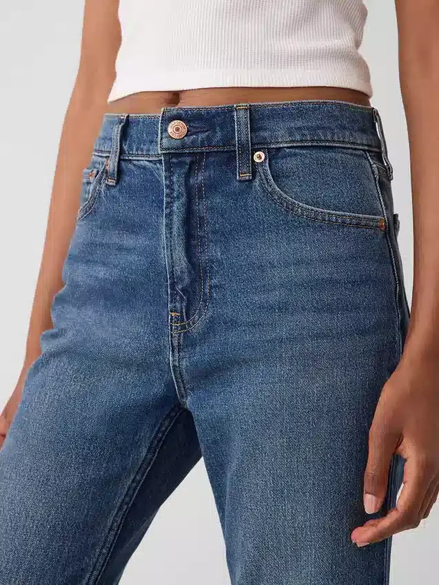 Jeans slim droit court taille haute style années 90