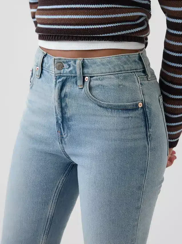 Jeans slim droit taille haute « Curvy » style années 90