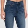 Jeans slim vintage à taille haute