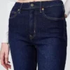 Jeans slim vintage à taille haute