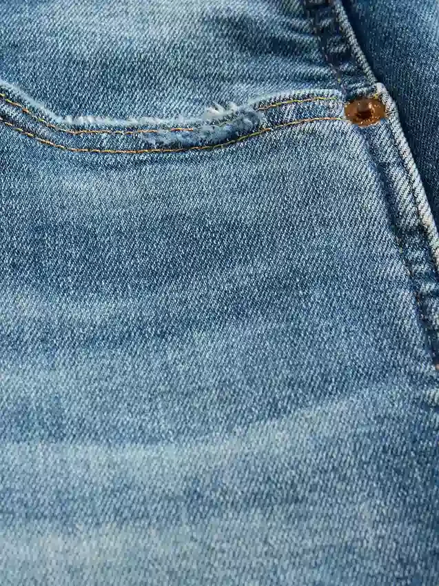 Jeans slim vintage à taille haute