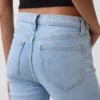 Jeans slim vintage à taille mi-haute