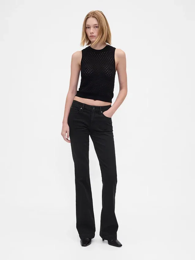 Jeans taille basse, long et ajusté