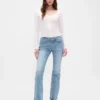 Jeans taille basse, long et ajusté