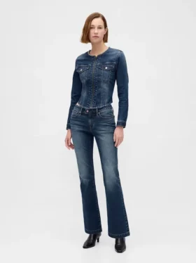 Jeans taille basse, long et ajusté
