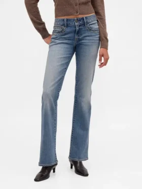 Jeans taille basse, long et ajusté