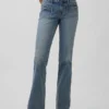 Jeans taille basse, long et ajusté