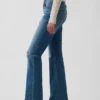Jeans taille basse, long et ajusté