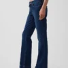 Jeans taille basse, long et ajusté