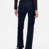 Jeans taille basse, long et ajusté
