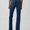 Jeans taille basse, long et ajusté
