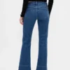 Jeans taille basse, long et ajusté