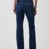 Jeans taille basse, long et ajusté