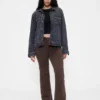 Jeans taille basse, long et ajusté