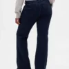Jeans taille basse, long et ajusté