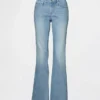 Jeans taille basse, long et ajusté
