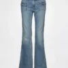 Jeans taille basse, long et ajusté
