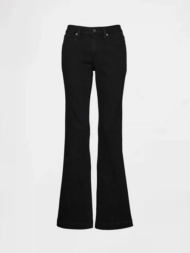 Jeans taille basse, long et ajusté